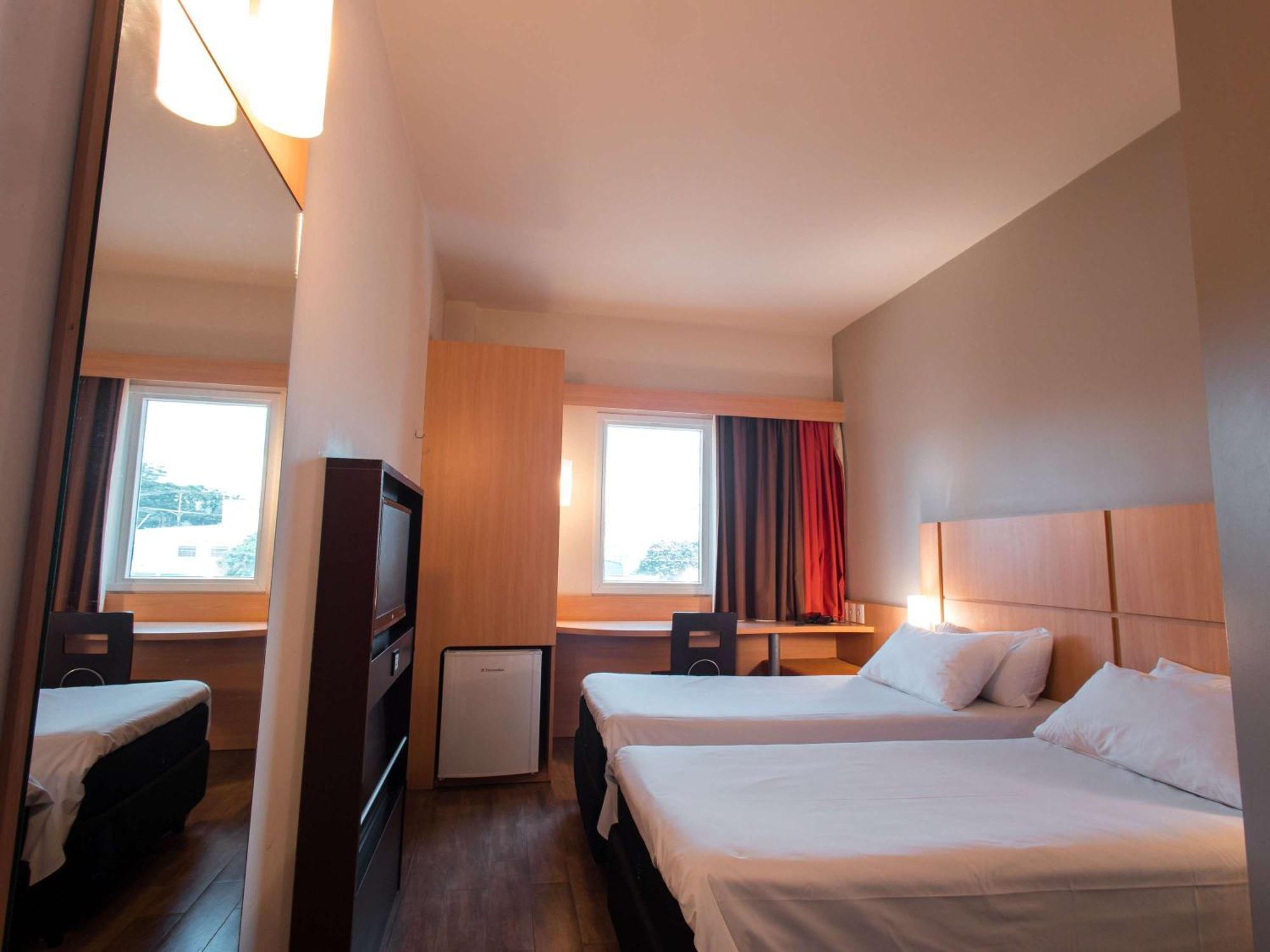 Hotel ibis Presidente Prudente Exterior foto